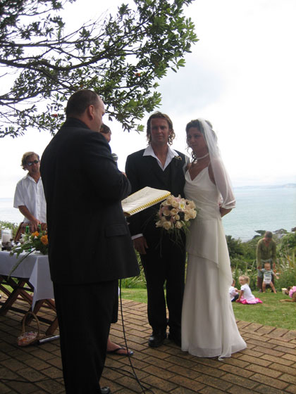 A fabulous wedding in a great setting - overlooking the famous Raglan left hand break.  Thankfully, for Victoria, there was no surf on the day.........