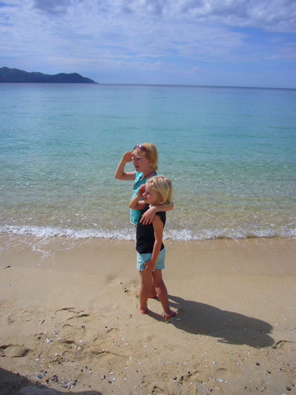 Waiting for the taxi on the golden sands at Awaroa beach isn't a problem.......